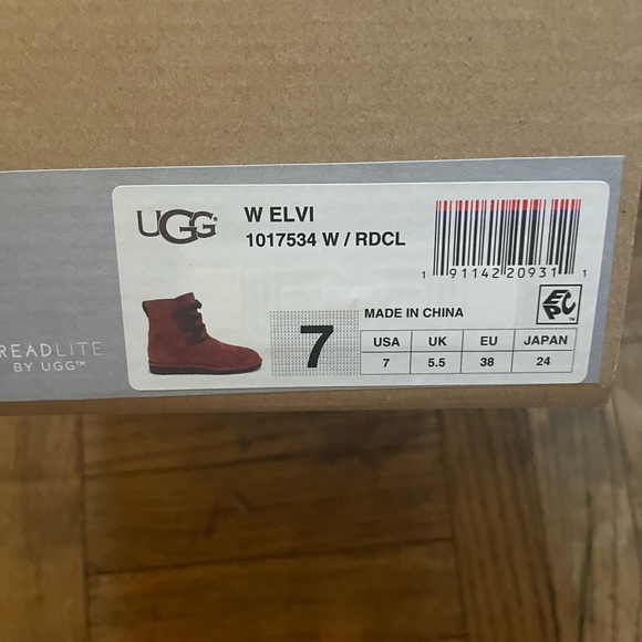 UGG AUSTRALIA ELVI RED BOOTS - Picture 5 of 5